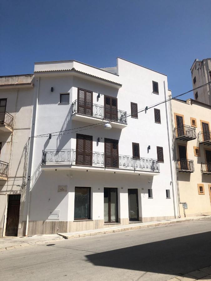 Porta Del Golfo Apartments & Suites Кастелламмаре-дель-Гольфо Екстер'єр фото