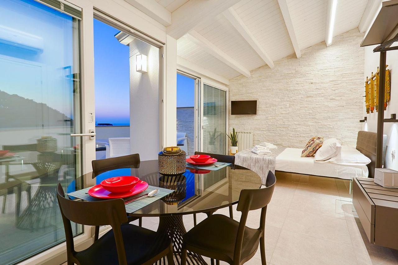 Porta Del Golfo Apartments & Suites Кастелламмаре-дель-Гольфо Екстер'єр фото