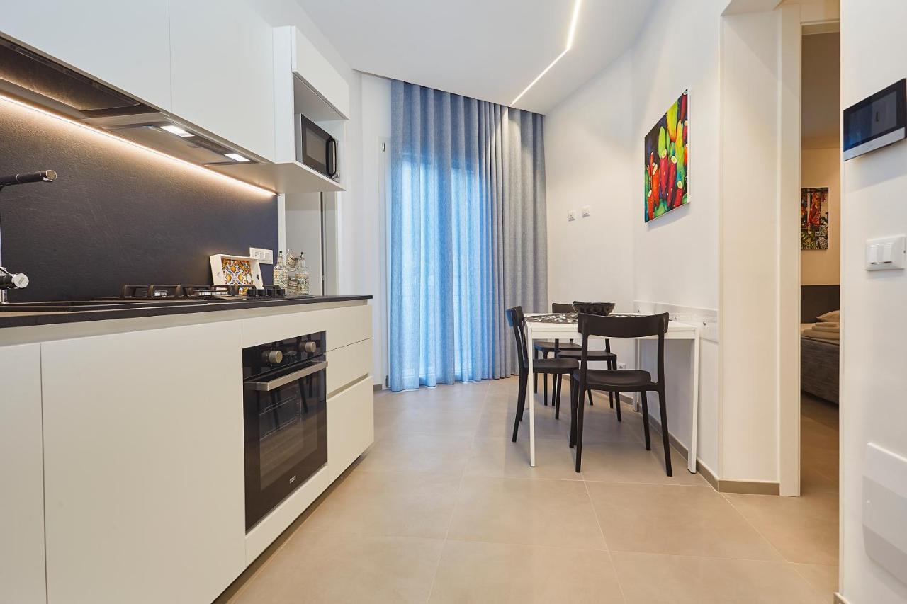 Porta Del Golfo Apartments & Suites Кастелламмаре-дель-Гольфо Екстер'єр фото