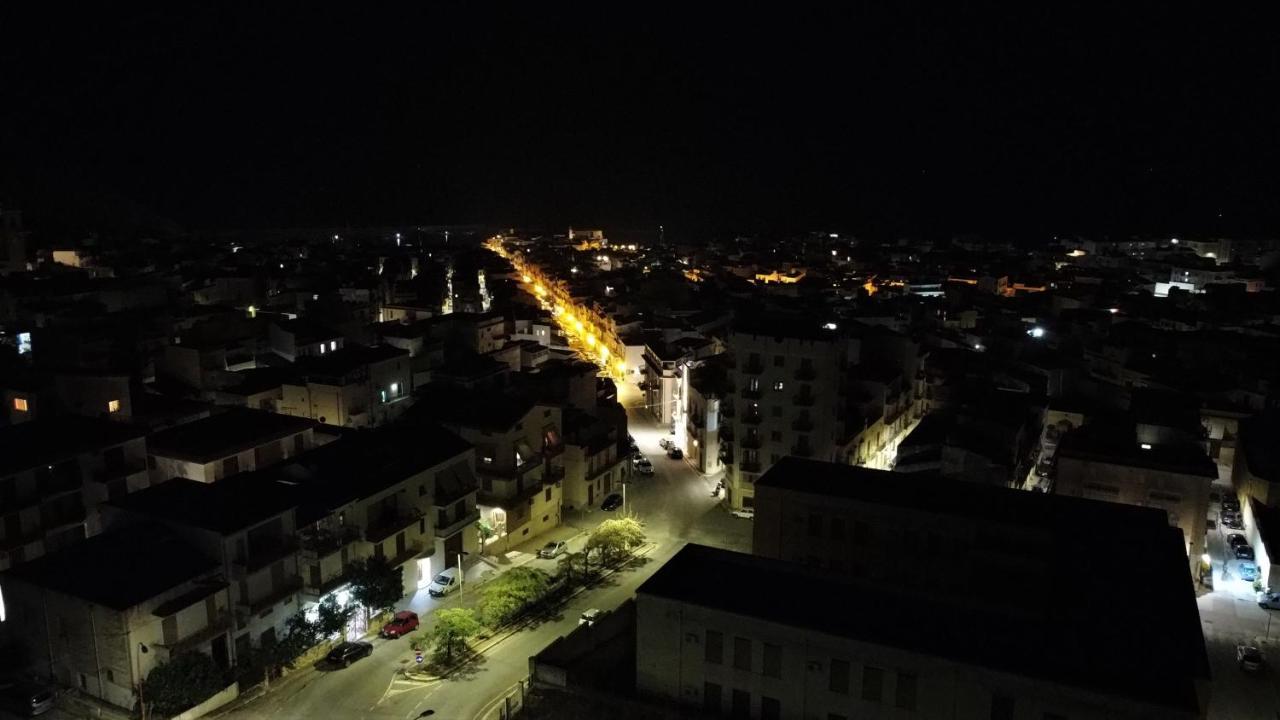 Porta Del Golfo Apartments & Suites Кастелламмаре-дель-Гольфо Екстер'єр фото